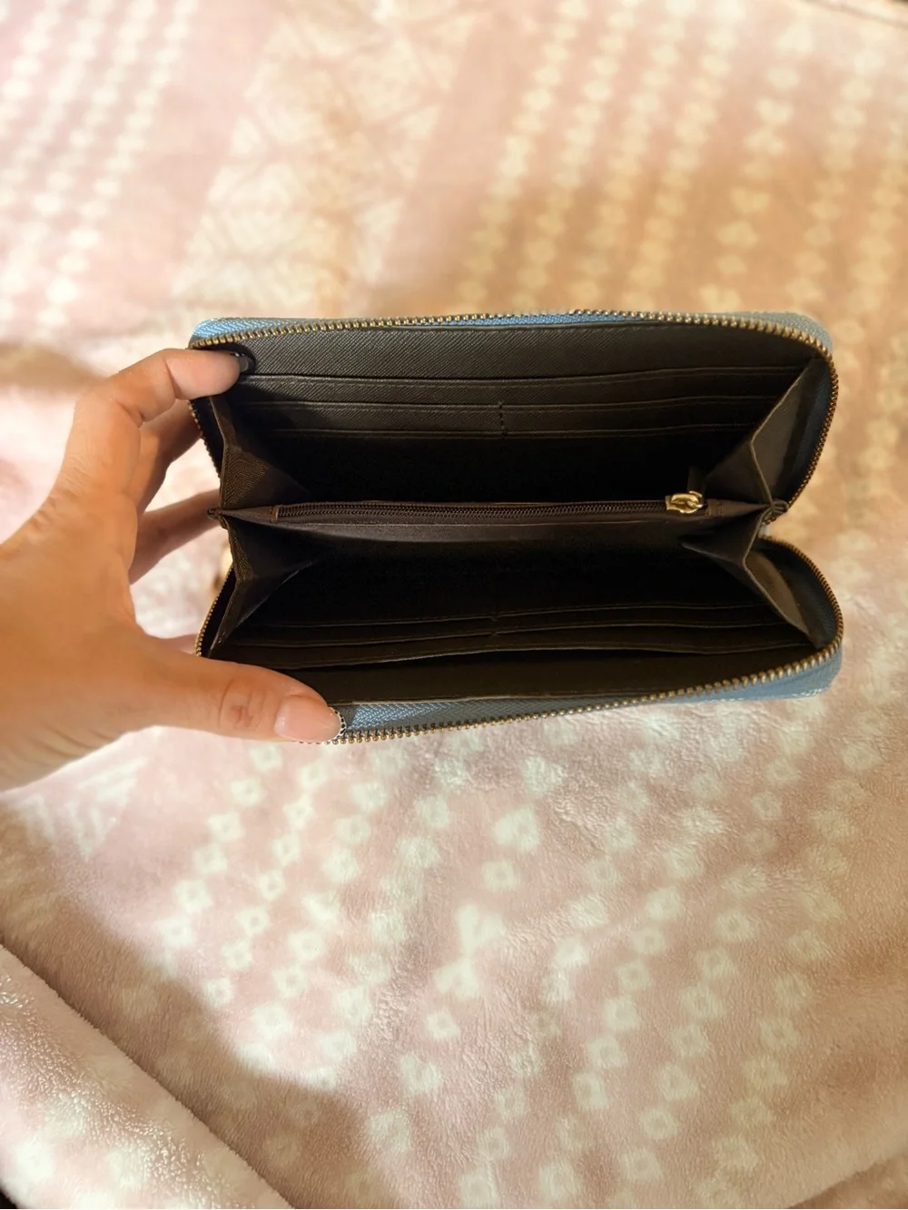 Wallet - Picture 7 of 8